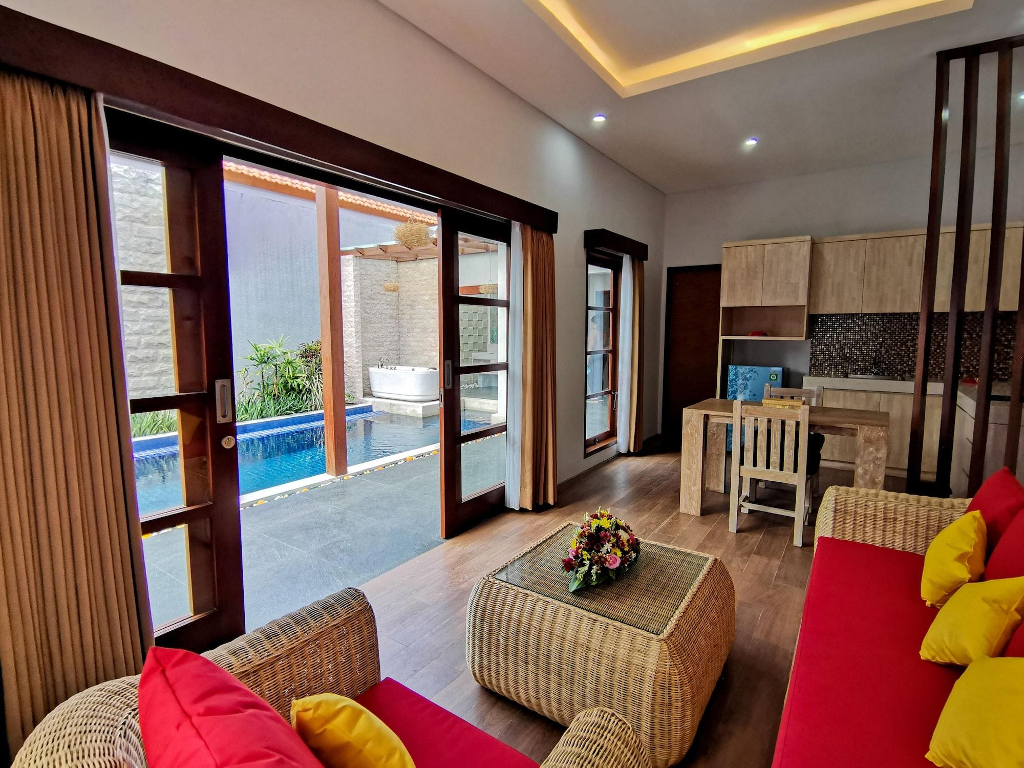 Kuta Puri Bungalows, Villas And Resort Екстериор снимка