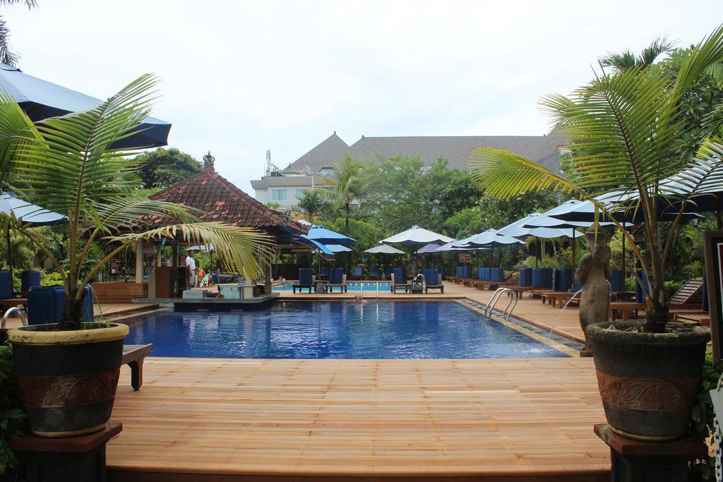 Kuta Puri Bungalows, Villas And Resort Екстериор снимка